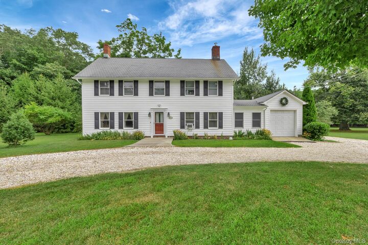 127 North Street  Manorville NY 11949 photo