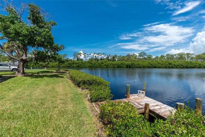 Property Photo:  510 Sandlor Drive  FL 34223 