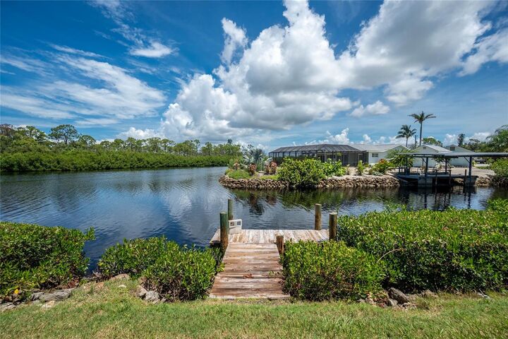 Property Photo: 510 Sandlor Drive FL 34223