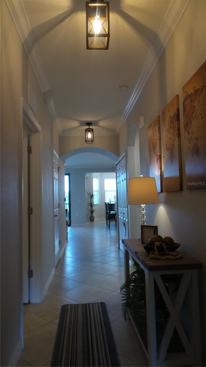 Property Photo: 16706 Vardon 302 FL 34211