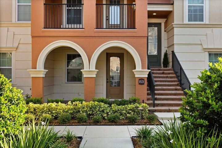 Property Photo:  1521 Lobelia Drive  FL 32746 