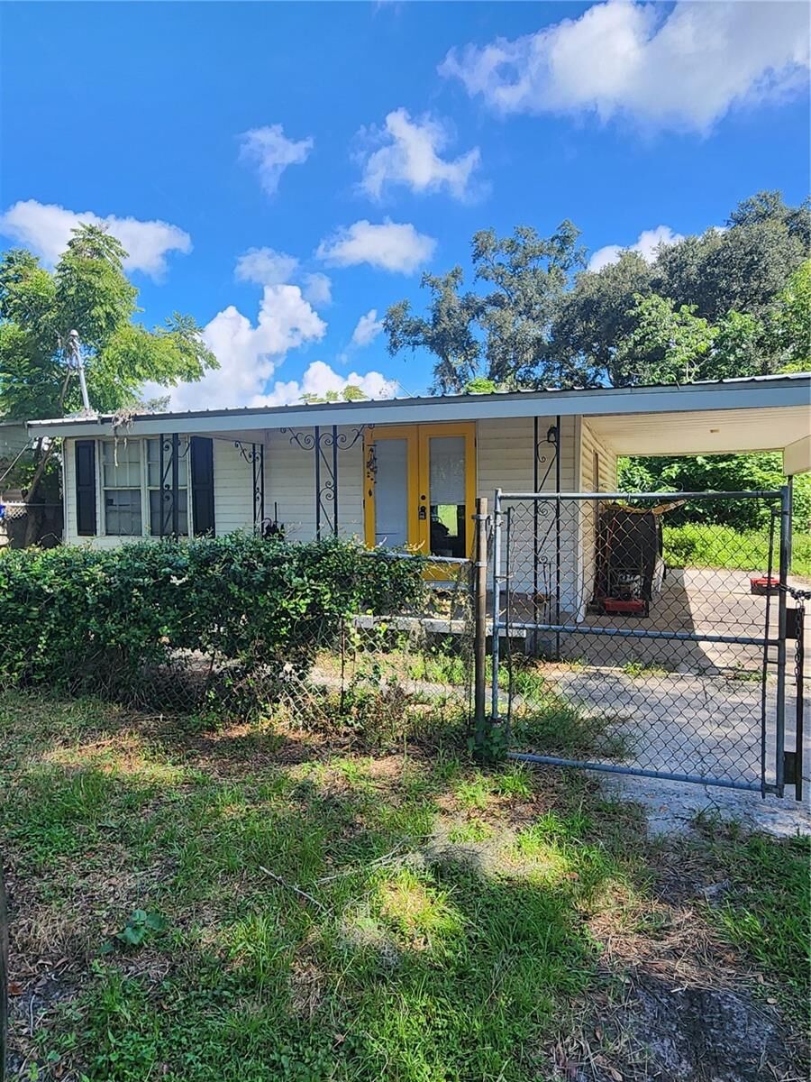 Property Photo:  2928 Fletcher Avenue  FL 33803 