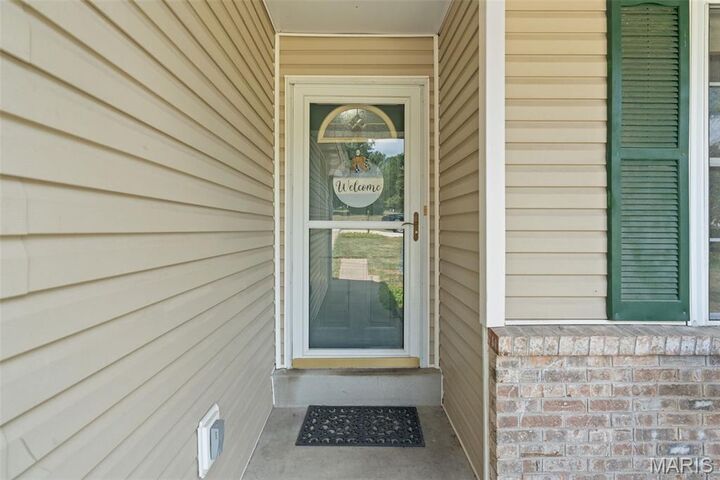 Property Photo: 710 Deerfield Court MO 63084