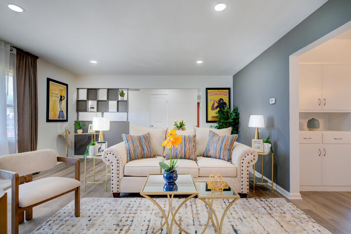 Property Photo: 8122 W Potomac Ave WI 53218