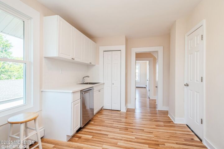 Property Photo:  118 Joline Avenue 2  NJ 07740 