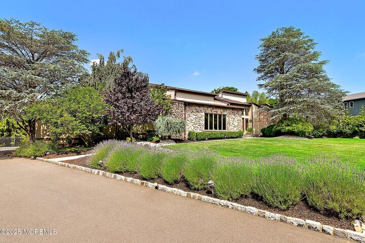Property Photo:  3 Cottonwood Lane W  NJ 07733 