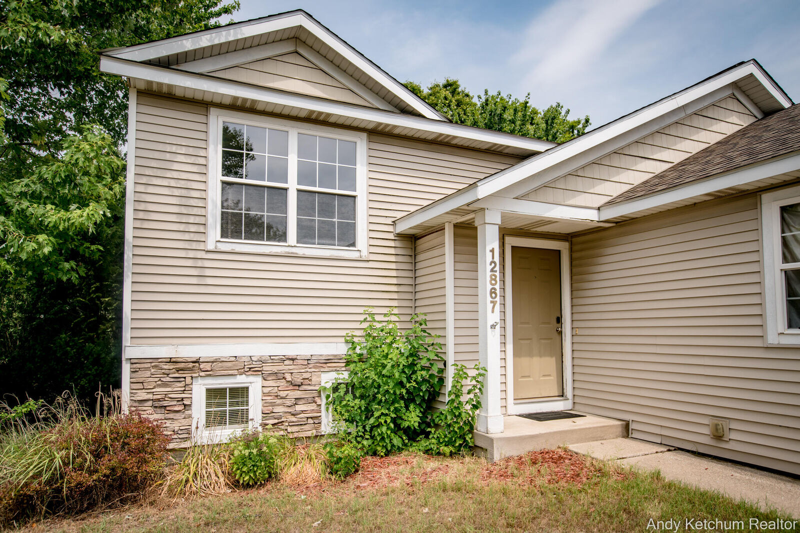Property Photo: 12867 Red Maple Lane MI 49424