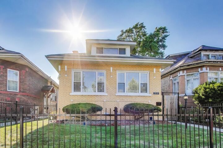 9118 S Marshfield Avenue  Chicago IL 60620 photo