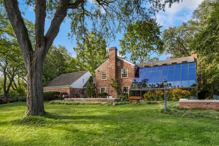 Property Photo: 812 Dodds Drive IL 61820