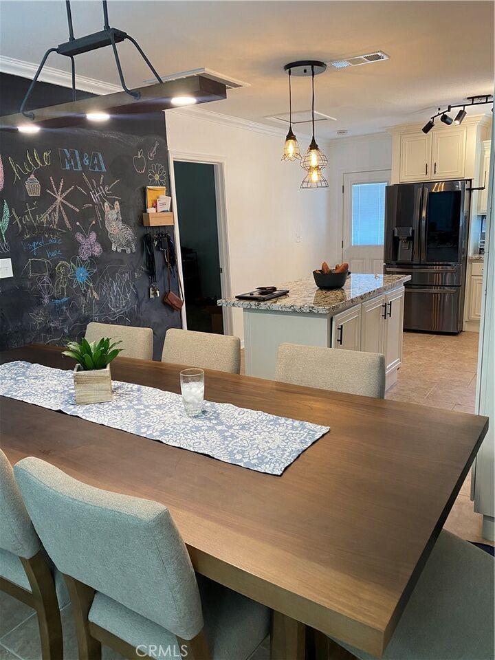 Property Photo: 2302 Norwalk Street CA 93215