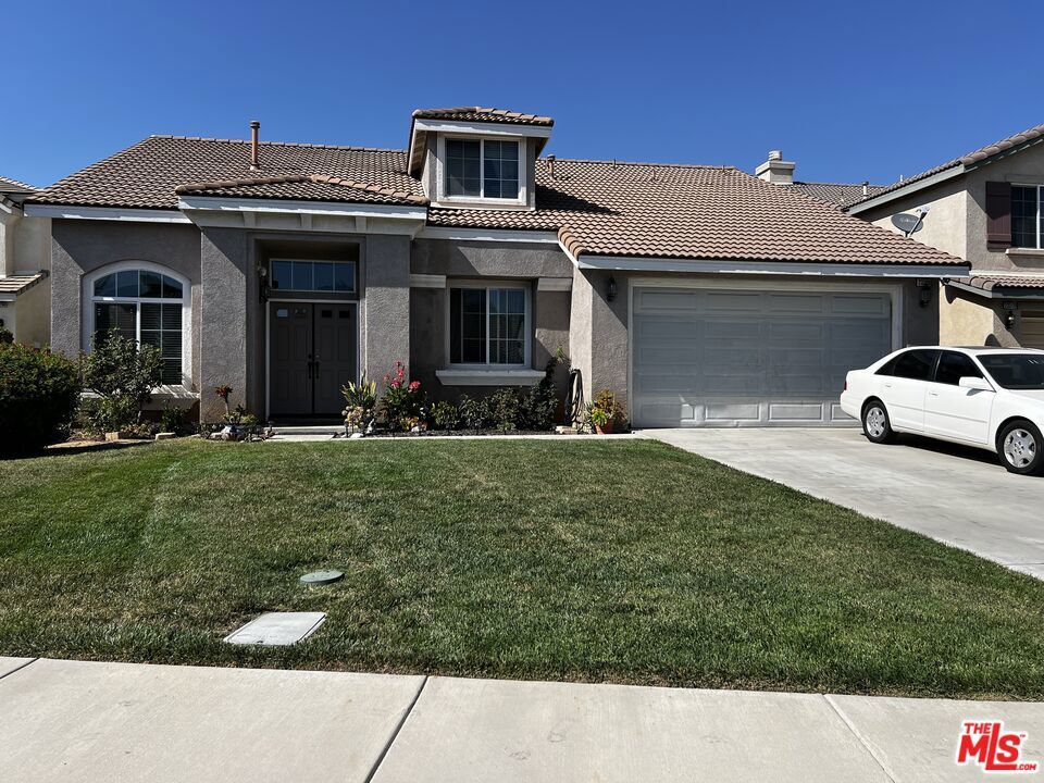 Property Photo:  23300 Wild Horse Court  CA 92595 