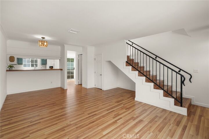 Property Photo:  305 E Valencia Avenue  CA 91502 