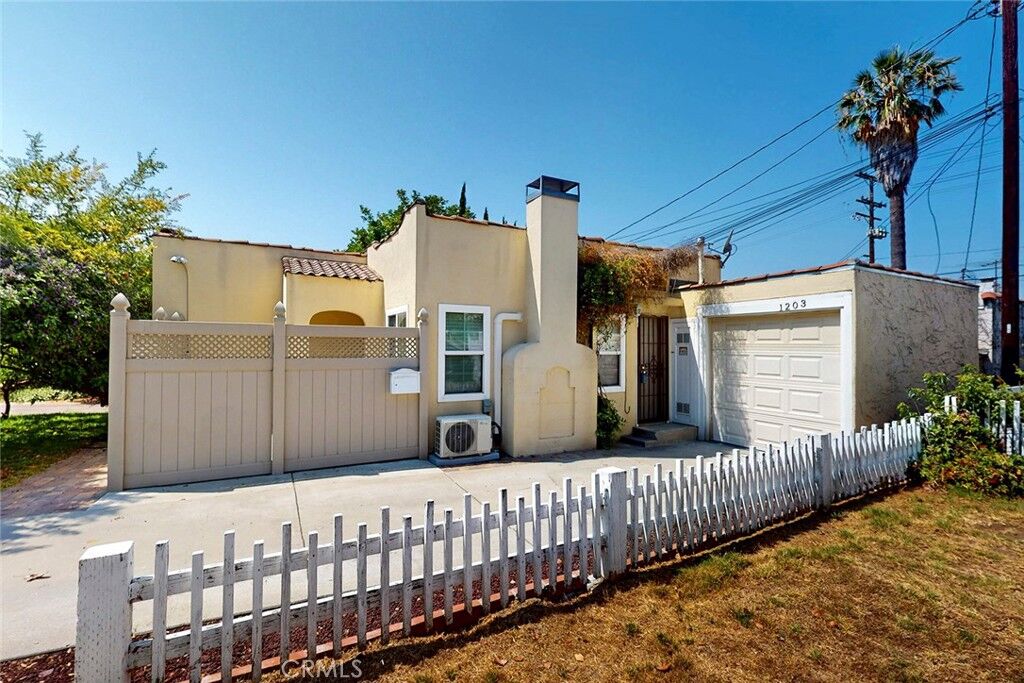 Property Photo:  1203 Kenilworth Avenue  CA 91202 