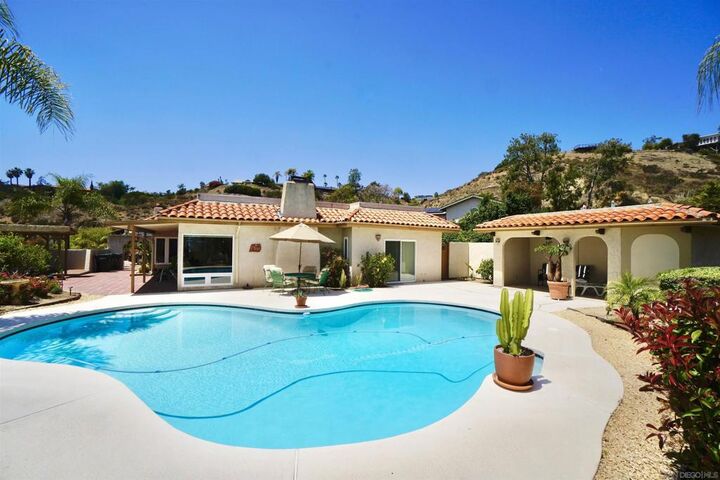Property Photo:  4343 Avenida Gregory  CA 91977