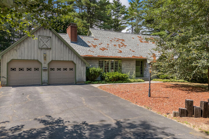 Property Photo:  60 Boulder Drive  ME 04210 