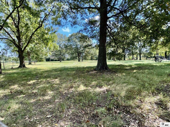 Property Photo: 2181 Highway 15 LA 71269