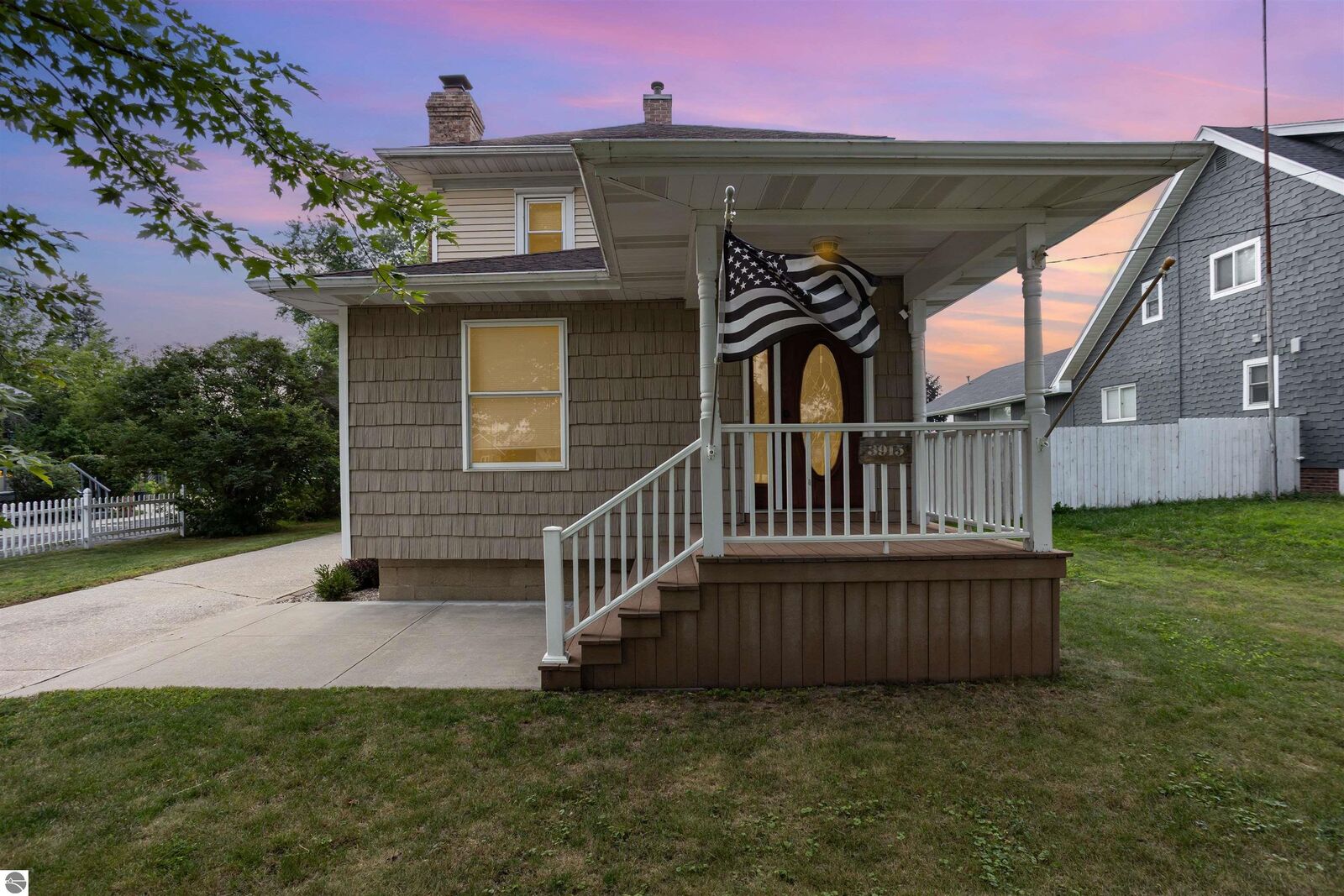 Property Photo:  3915 N Mission  MI 48878 