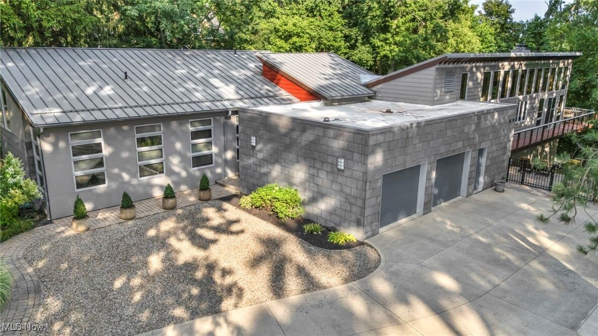 Property Photo: 36620 Ridge Road OH 44094