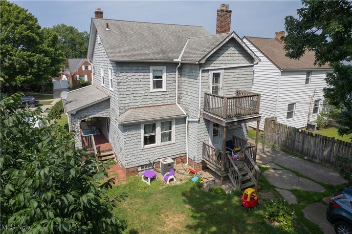 Property Photo:  8021 Whitehaven Drive  OH 44129 