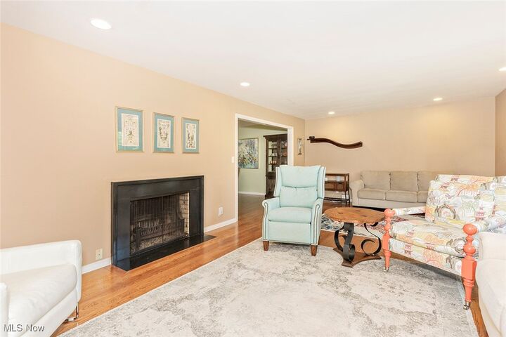 Property Photo:  2978 Winthrop Road  OH 44120 