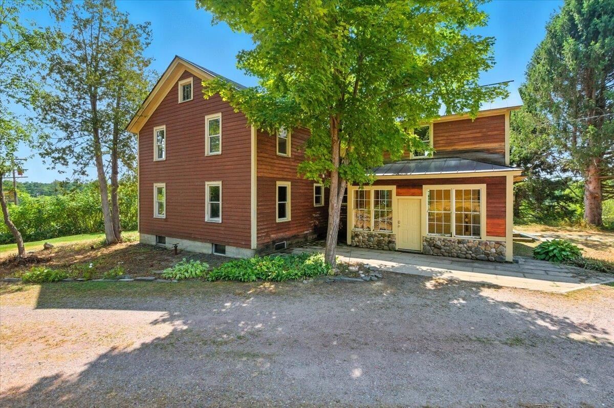 Property Photo: 46 Indian Point Road VT 05732