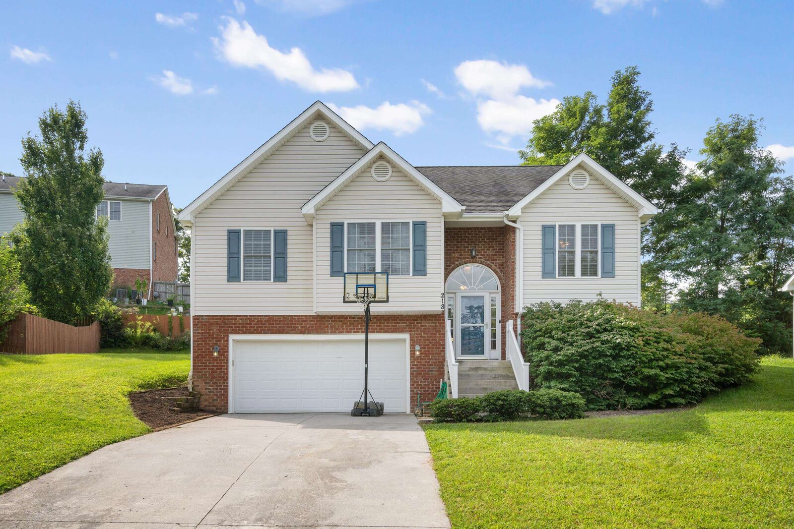 Property Photo:  218 Mountain Breeze Drive  VA 24060 