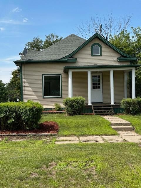 Property Photo: 302 Cedar Avenue NW MN 56633