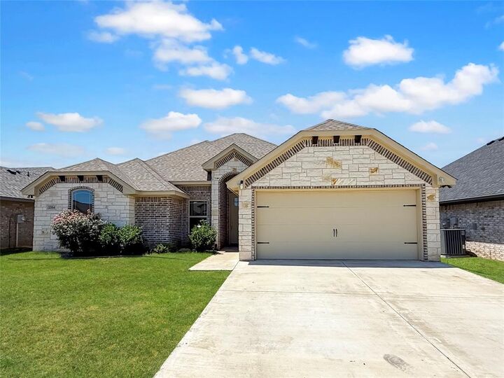 Photo de la propriété: 3304 White Horse Drive TX 76049