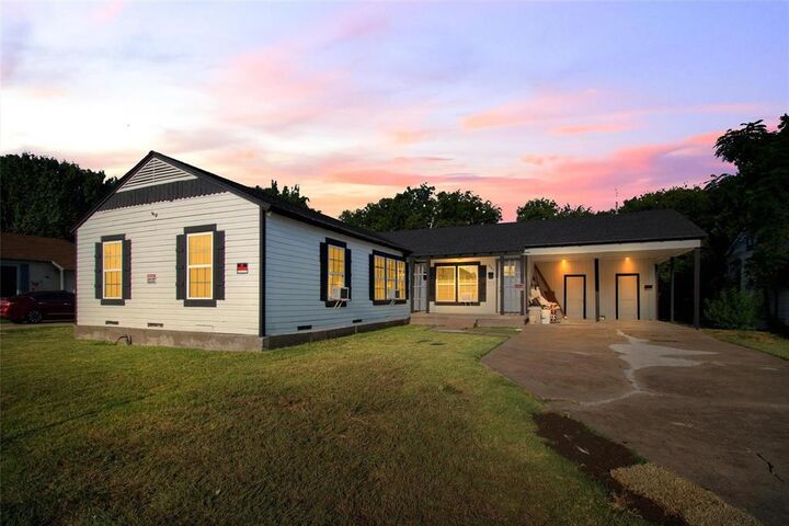 Property Photo: 205 NE 22nd Street TX 75050