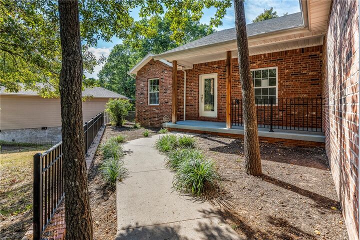 Property Photo:  40 Merritt Drive  AR 72714 