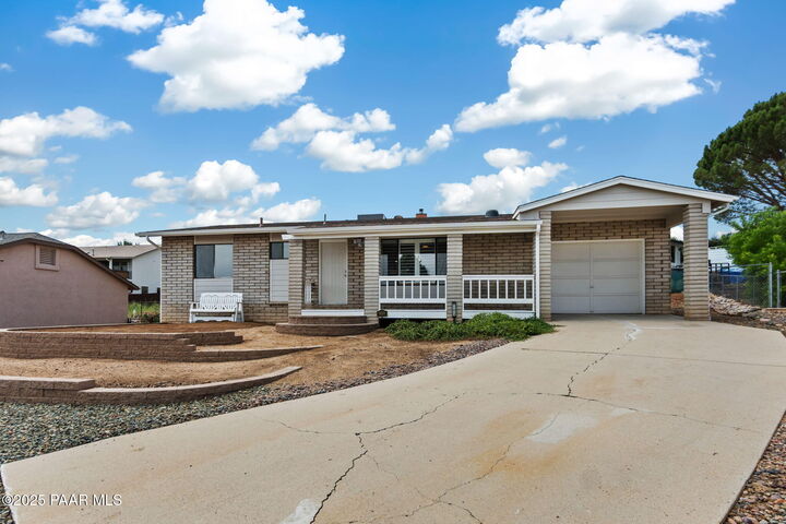 Property Photo:  11613 E Silver Spur  AZ 86327 