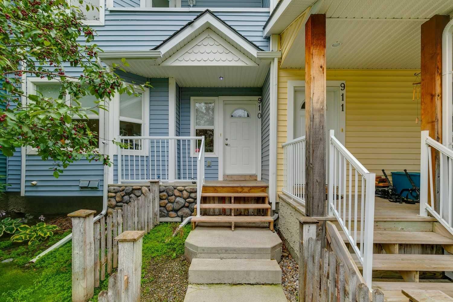 Property Photo: 910 Prairie Sound Circle NW AB T1V 2A5