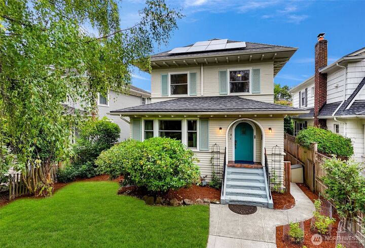 5731  17th Avenue NE  Seattle WA 98105 photo