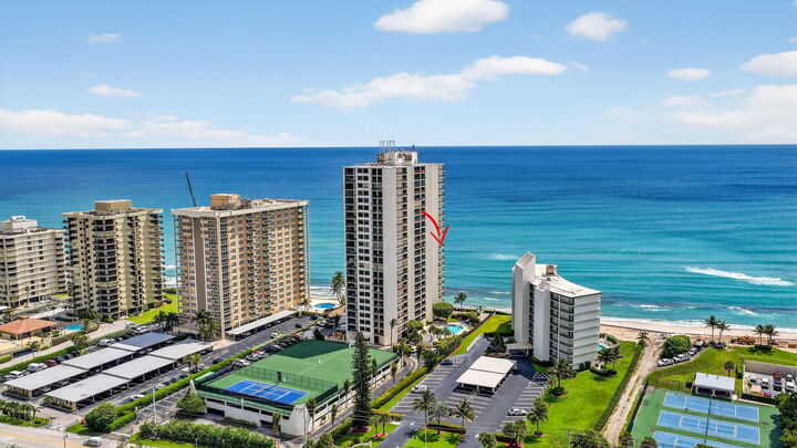 Property Photo: 5420 N Ocean Drive 1102 FL 33404