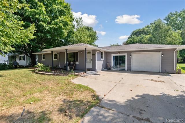 Property Photo:  15181 Charluene Drive  MI 48430 