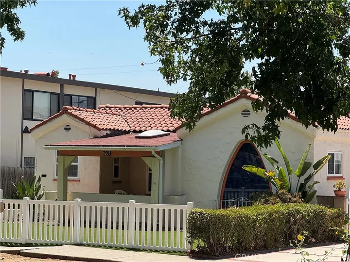 1607 Campus Road  Los Angeles CA 90041 photo