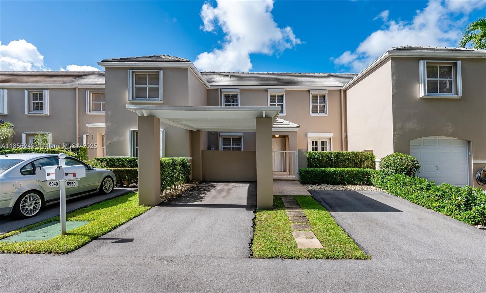 Property Photo:  6950 SW 54th St  FL 33155 
