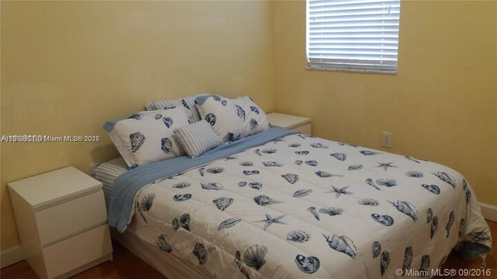 Property Photo: 7951 NW 107th Ct FL 33178