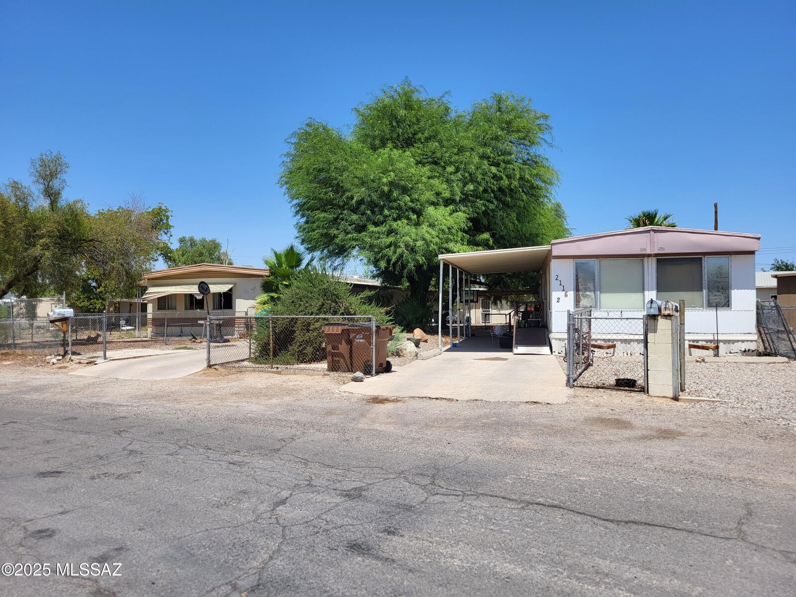 Property Photo:  2116 W La Osa Street  AZ 85705 