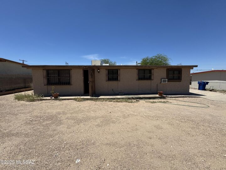 Property Photo: 5418 S Oregon Drive AZ 85706