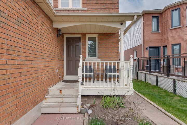Property Photo: 107 Laidlaw Drive ON L4N 7R9