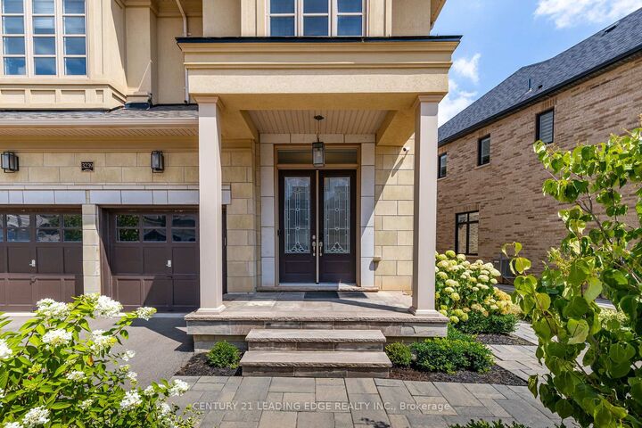 Property Photo:  3239 Millicent Avenue  ON L6H 0V8 