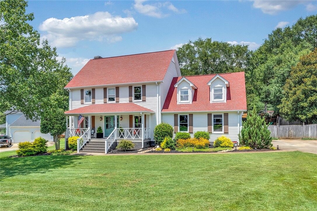 Property Photo:  108 Monroe Drive  SC 29673 