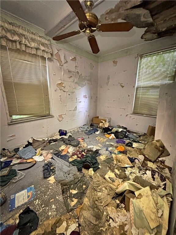 Property Photo:  434 Airbrake Ave  PA 15148 
