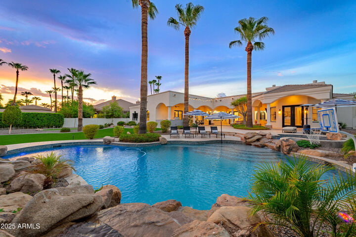 Property Photo: 2569 E Cherrywood Place AZ 85249