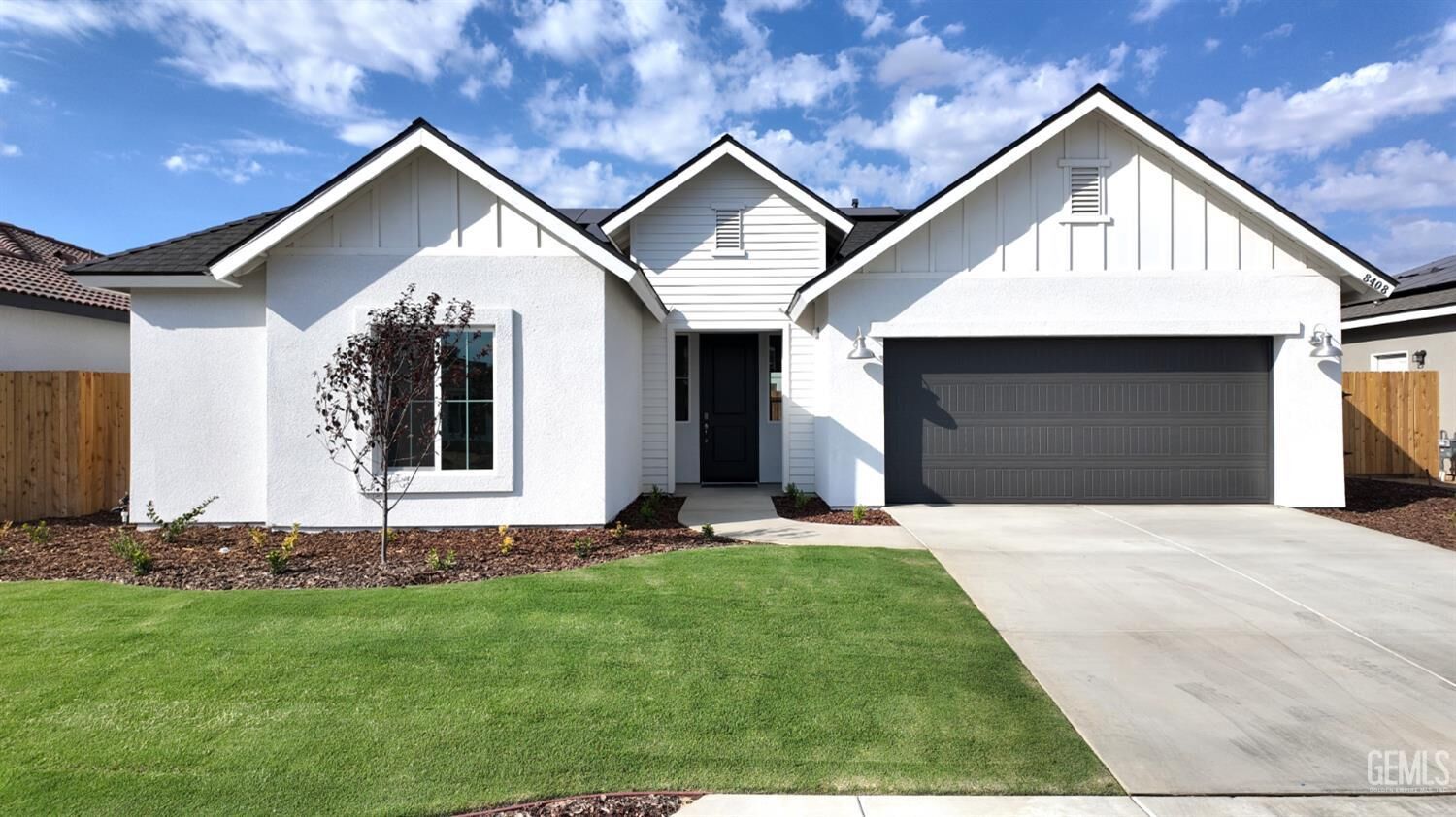 Property Photo: 8408 Estes Park Street CA 93314