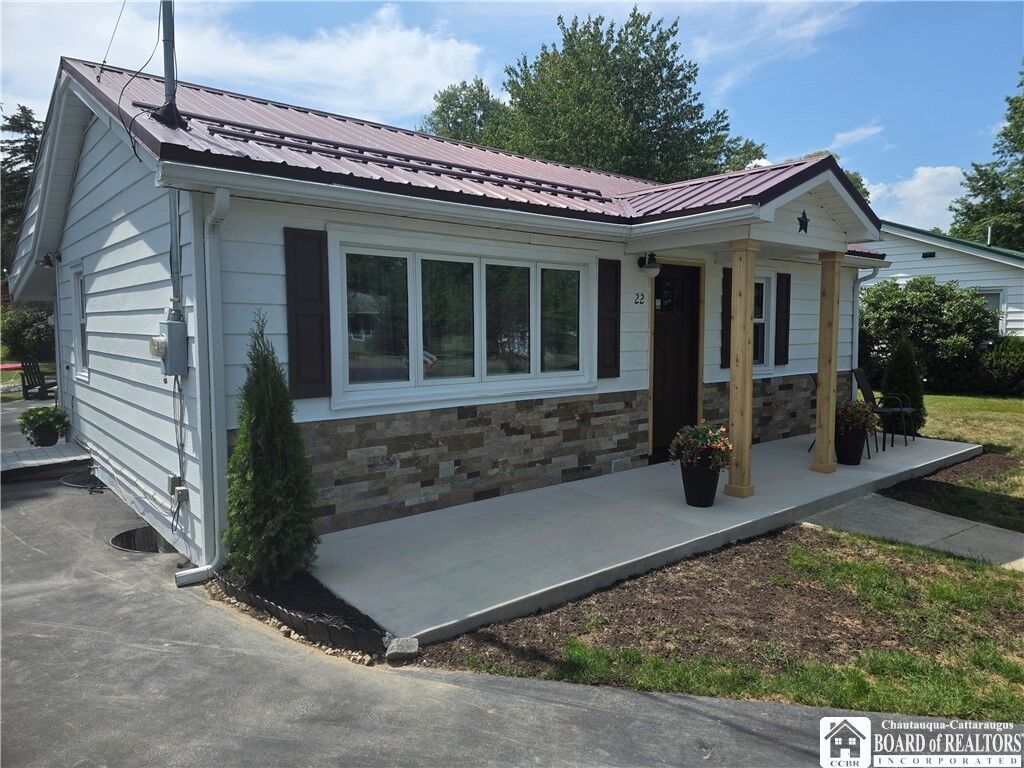 Property Photo:  22 Parkside Street  NY 14757 