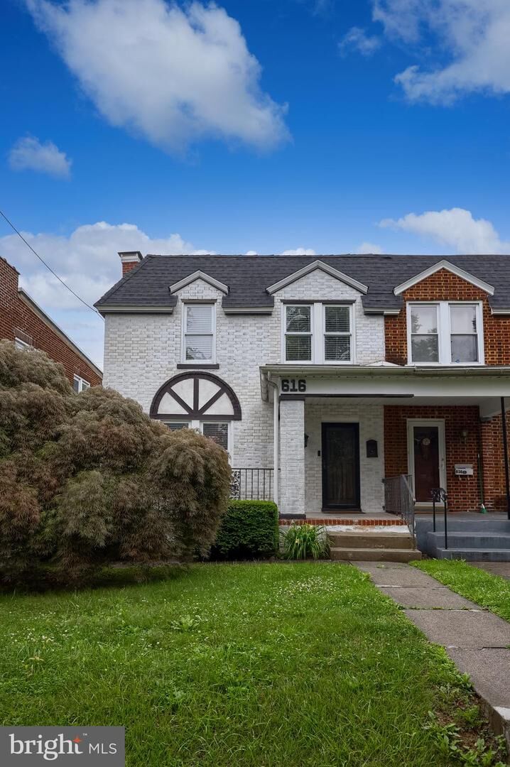 Property Photo:  616 New Holland Avenue  PA 17602 