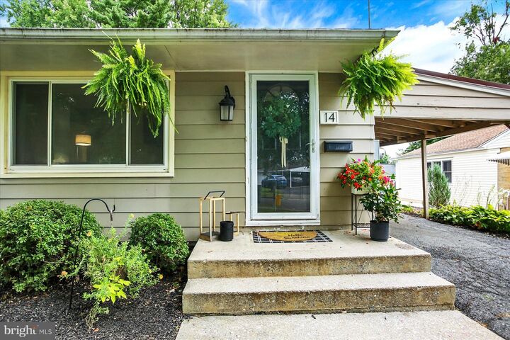 Property Photo: 14 Essex Road PA 17011