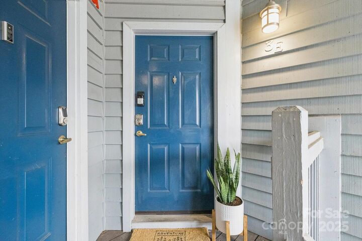 Property Photo: 509 N Graham Street N 3E NC 28202
